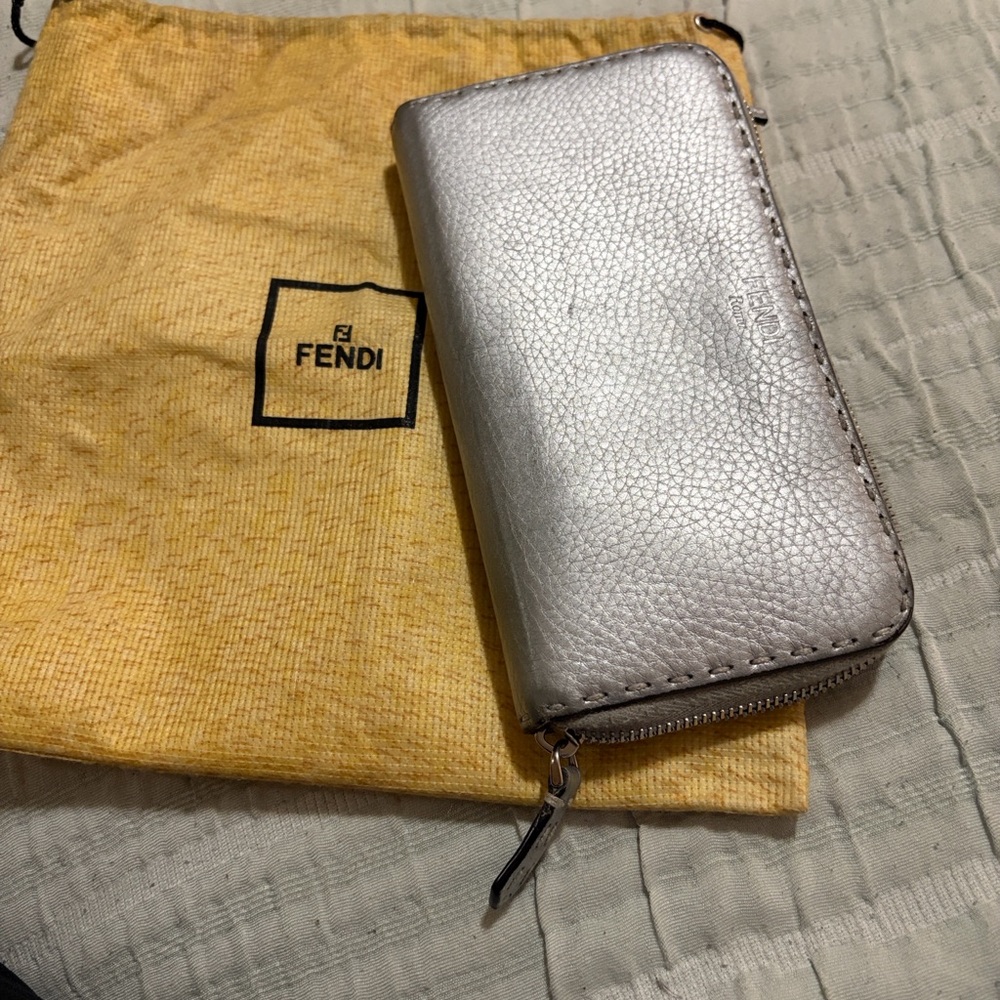 Fendi Metallic Silver Selleria Leather wallet